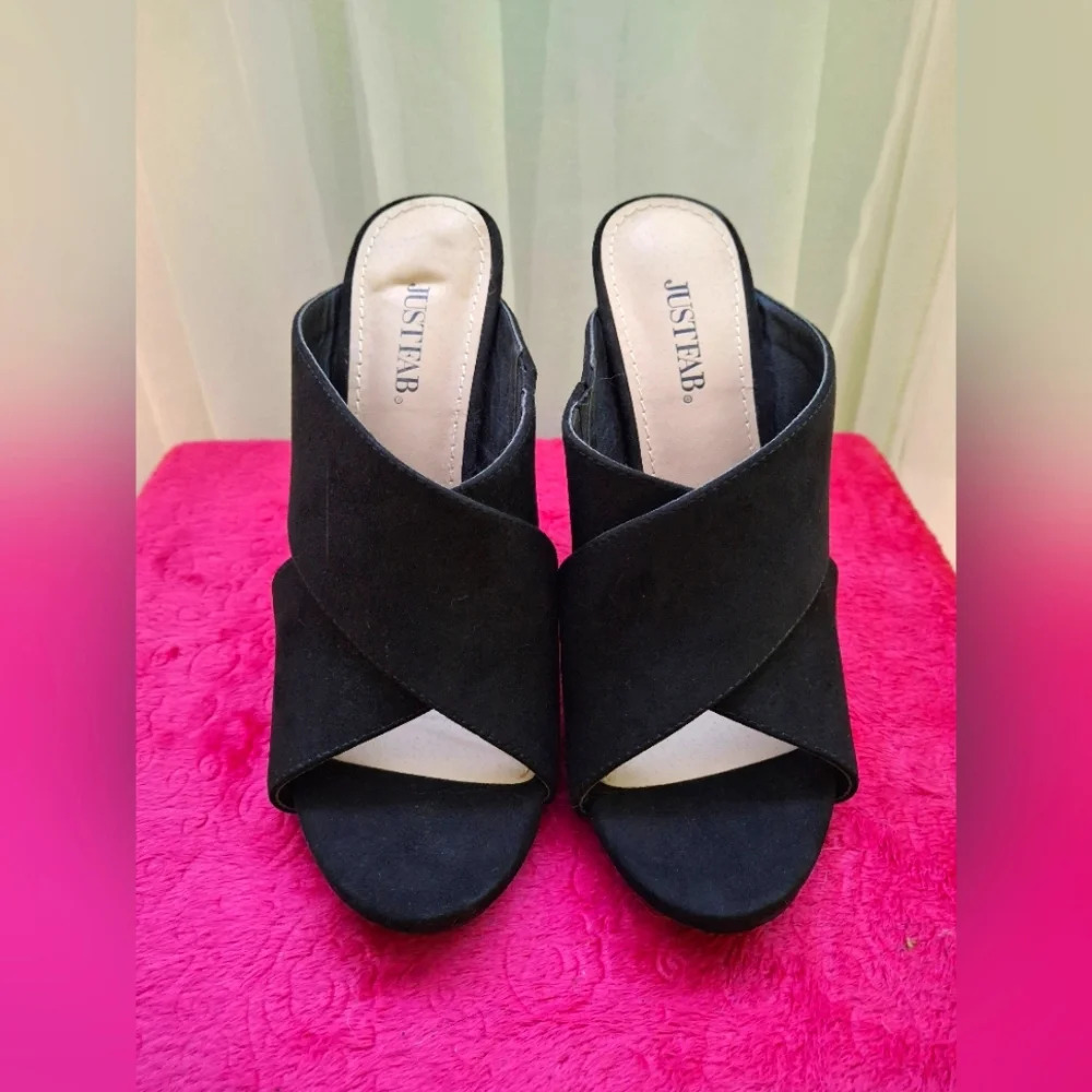 Stiletto sandal,  size 7.5 us, NWOT, never worn.
